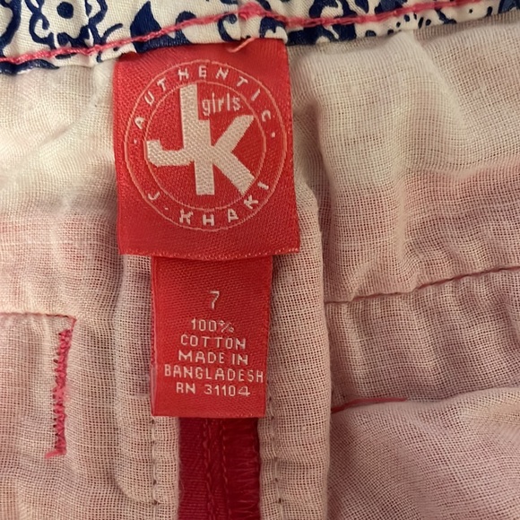 Girls pink size 7 shorts - Picture 3 of 6